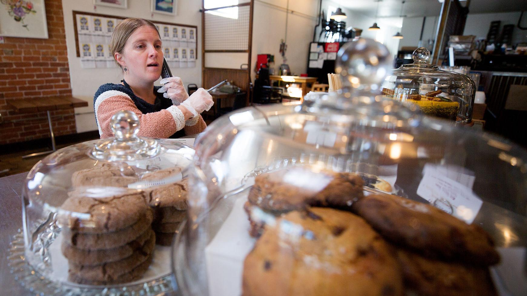 Some Tucson restaurants will catch a break on delivery service commission fees